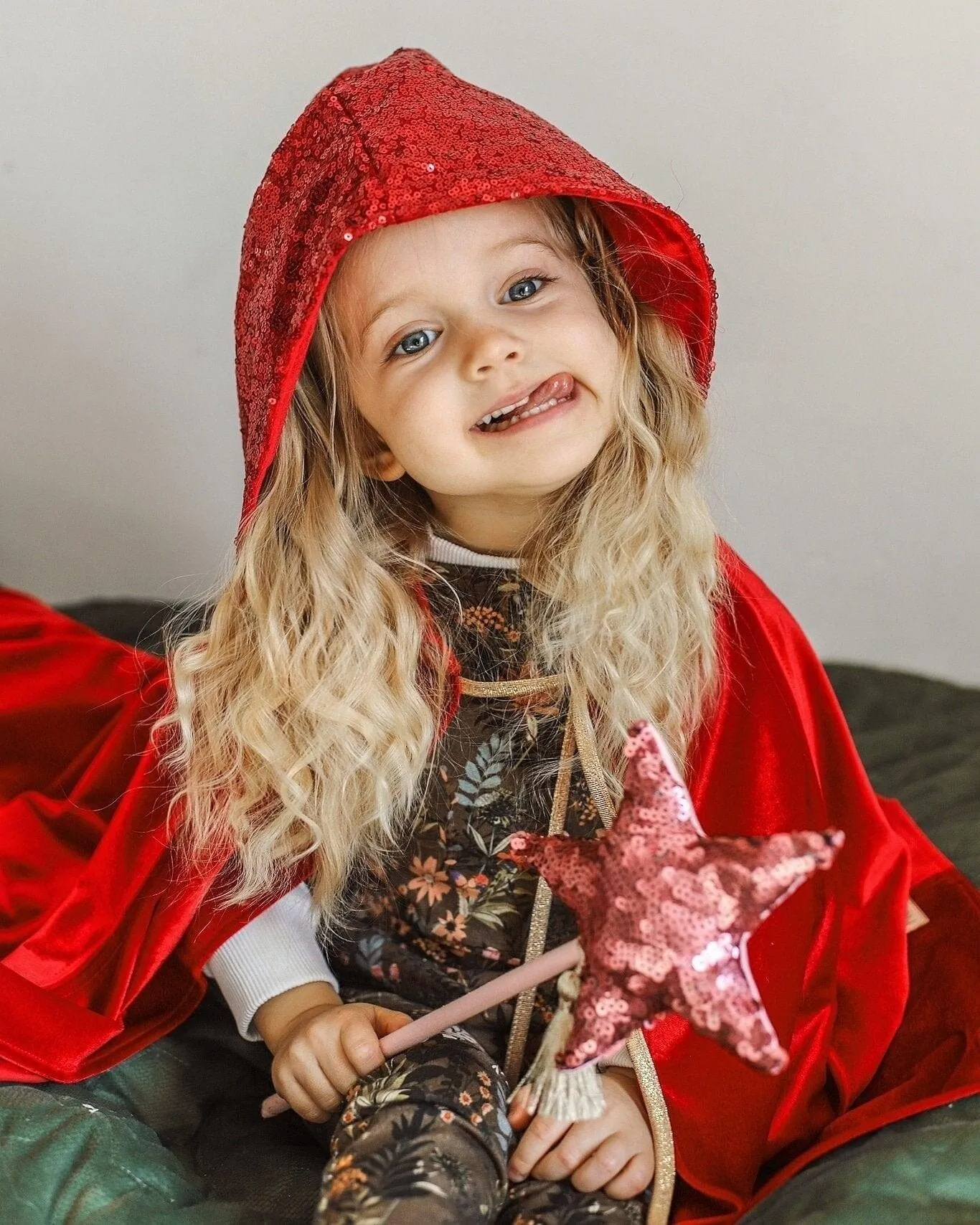 Little Red Riding Hood Magic Cape