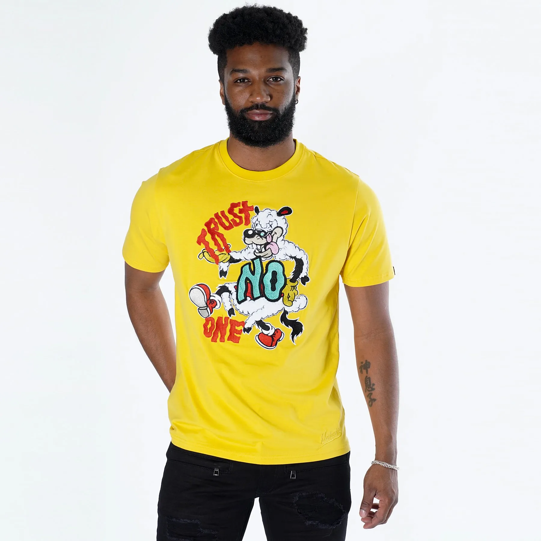 M227 Trust No One Tee - Yellow